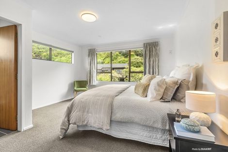Photo of property in 41 Peterhouse Street, Tawa, Wellington, 5028
