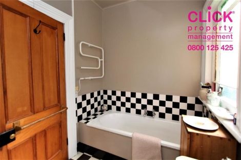 Photo of property in 120 Pine Hill Road, Dalmore, Dunedin, 9010