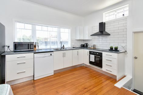 Photo of property in 4 Arawa Street, Papakura, 2110