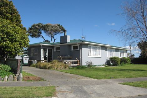 Photo of property in 12 Ilford Place, Awapuni, Palmerston North, 4412
