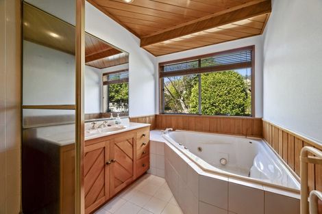 Photo of property in 14 Walford Drive, Lynmore, Rotorua, 3010