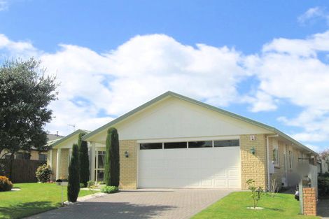 Photo of property in 51 Denny Hulme Drive, Mount Maunganui, 3116