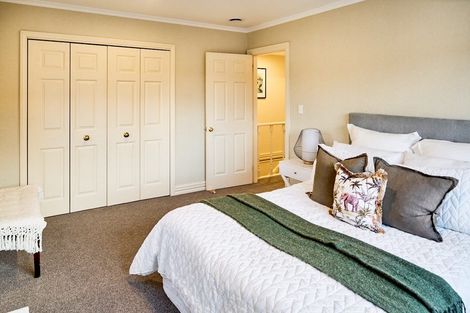 Photo of property in 13 Ramsey Place, Karori, Wellington, 6012