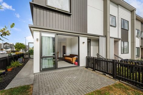 Photo of property in 15 Pukewhero Rise, Westgate, Auckland, 0614