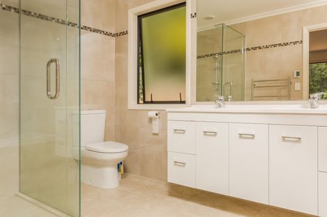 Photo of property in 16 Riverbank Drive, Kerikeri, 0230