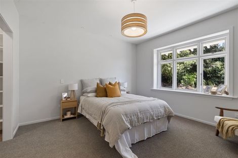 Photo of property in 61 Moncks Spur Road, Redcliffs, Christchurch, 8081