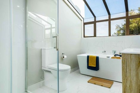 Photo of property in 22 Joseph Banks Drive, Whitby, Porirua, 5024