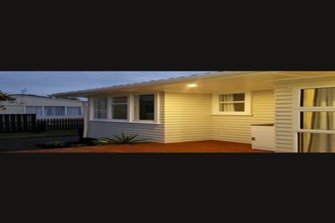 Photo of property in 44 Bader Drive, Mangere, Auckland, 2022