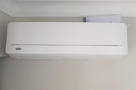 Photo of property in 3/62 Moana Avenue, One Tree Hill, Auckland, 1061