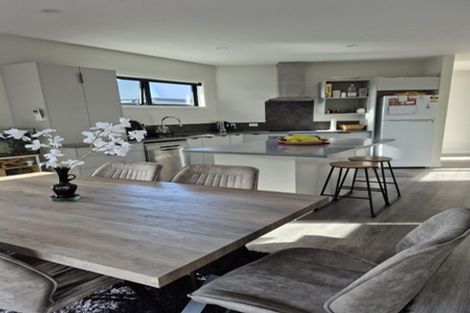 Photo of property in 108b Weraroa Road, Levin, 5510