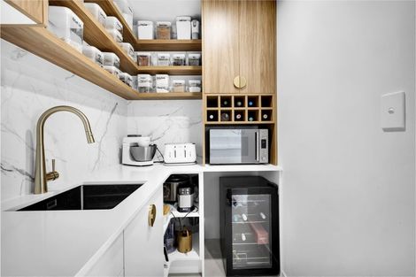 Photo of property in 62 Aratapu Street, Waitara, 4320