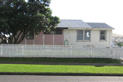 Photo of property in 14 Opapa Street, Titahi Bay, Porirua, 5022