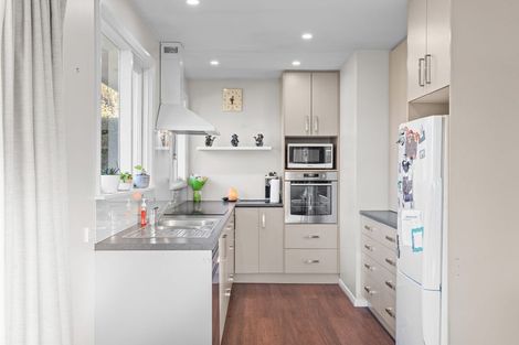 Photo of property in 32 Marshs Road, Templeton, Christchurch, 8042