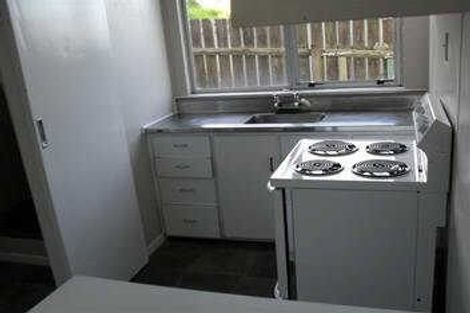 Photo of property in 16 Findlay Street, Moturoa, New Plymouth, 4310