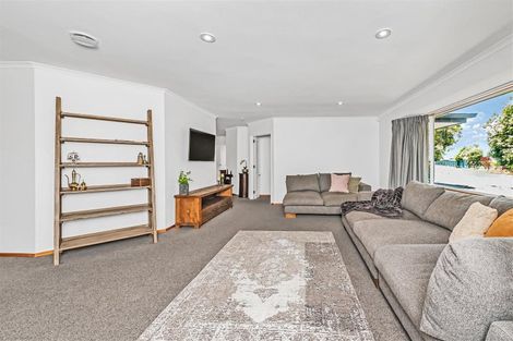 Photo of property in 10 Beauford Place, Parklands, Christchurch, 8083