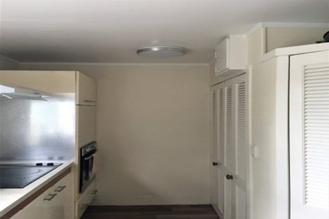 Photo of property in 1/25 Archers Road, Hillcrest, Auckland, 0629