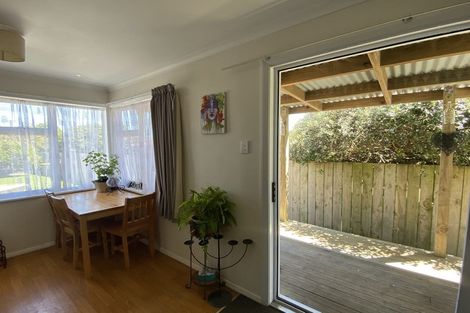 Photo of property in 18a Hutchins Street, Waitara, 4320