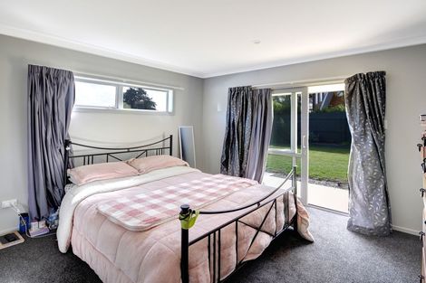 Photo of property in 122 Henry Street, Waikouaiti, 9510