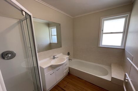 Photo of property in 1/10 Eban Avenue, Hillcrest, Auckland, 0627