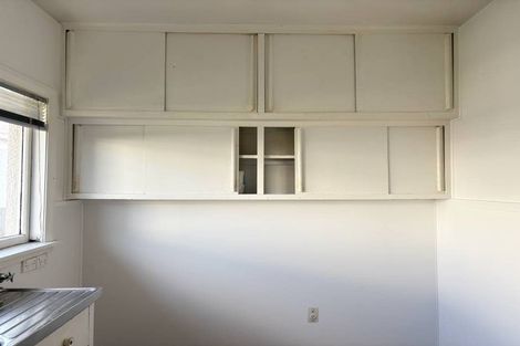 Photo of property in 8/23 Frederick Street, Waltham, Christchurch, 8011