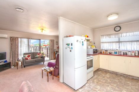 Photo of property in 296 Malfroy Road, Pomare, Rotorua, 3015