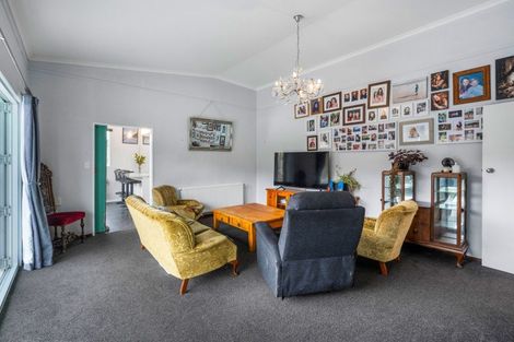 Photo of property in 4 Hill Street, Lawrence, 9532