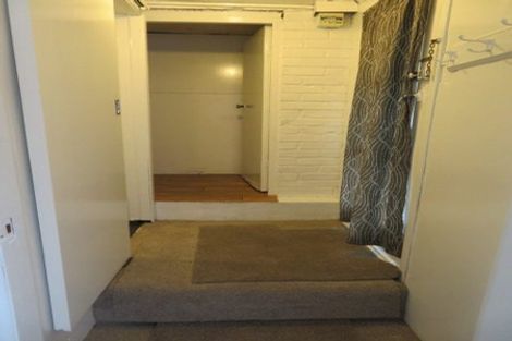 Photo of property in 1/25 Hillcrest Road, Papatoetoe, Auckland, 2025