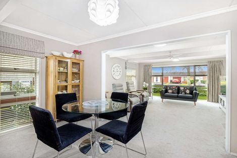 Photo of property in 2 Langley Avenue, Milson, Palmerston North, 4414