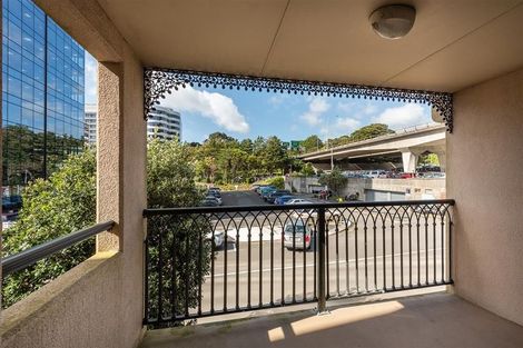 Photo of property in 19 Ballantrae Place, Thorndon, Wellington, 6011
