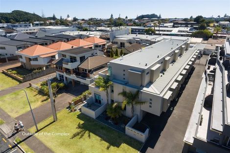 Photo of property in 4/35 Victoria Road, Mount Maunganui, 3116