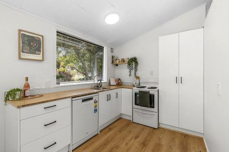 Photo of property in 21a Omapere Street, Whitby, Porirua, 5024