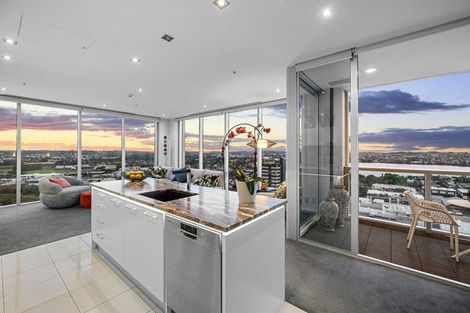 Photo of property in Sentinel Apartments, 1804/3 Northcroft Street, Takapuna, Auckland, 0622