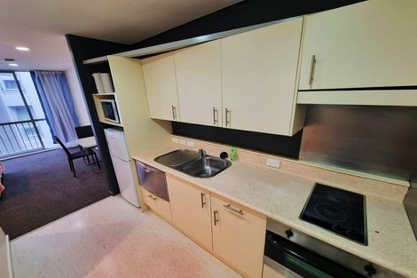 Photo of property in Terrace Heights Apartments, 2/163p The Terrace, Wellington Central, Wellington, 6011