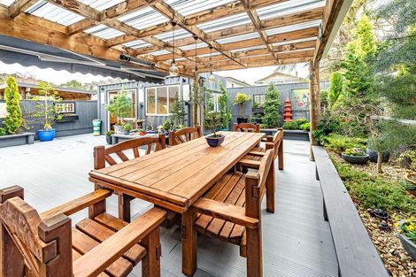 Photo of property in 18 Wanganui Road, Marton, 4710