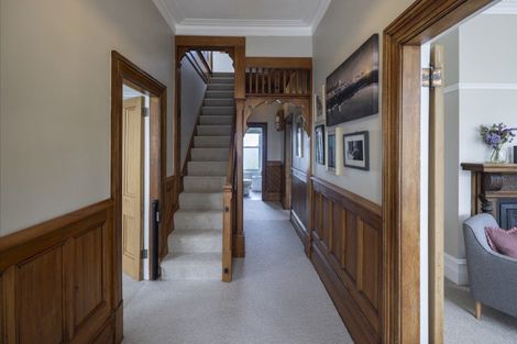 Photo of property in 18 Kilgour Street, Roslyn, Dunedin, 9010