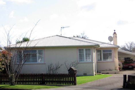 Photo of property in 8 Anglesey Place, Awapuni, Palmerston North, 4412