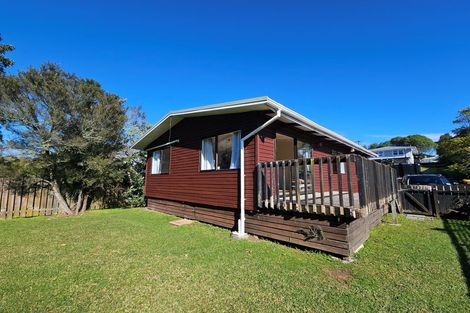 Photo of property in 2/56 Glendale Road, Glen Eden, Auckland, 0602