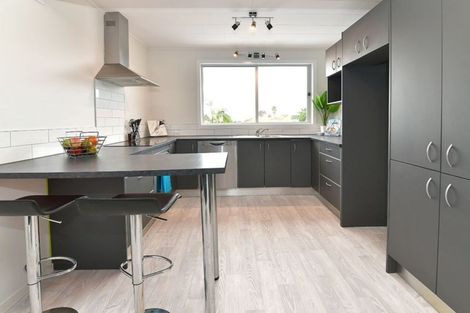 Photo of property in 2/11 Gilshennan Valley, Red Beach, 0932