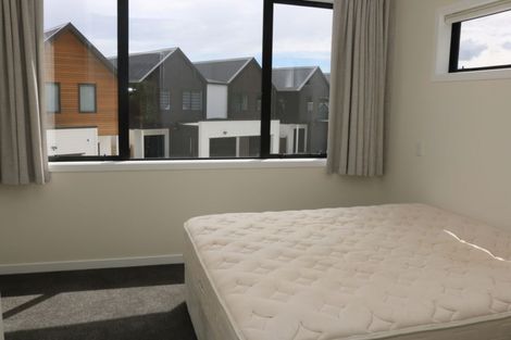 Photo of property in 1 Glen Evans Crescent, Fairfield, Lower Hutt, 5011