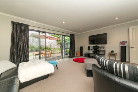 Photo of property in 18a Alexandra Street, Riverhead, 0820