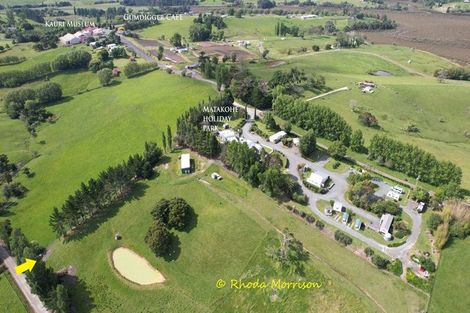 Photo of property in 69 Matakohe Wharf Road, Matakohe, 0593