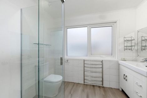 Photo of property in 9 Glenwood Avenue, Birkenhead, Auckland, 0626