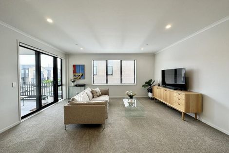 Photo of property in 5/96 Clark Road, Hobsonville, Auckland, 0616