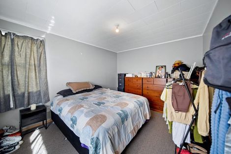 Photo of property in 15 Carbery Place, Manurewa, Auckland, 2102