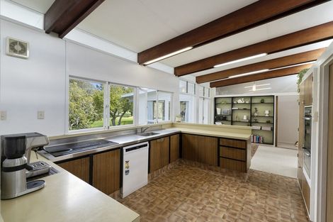 Photo of property in 96 Brightwater Terrace, Terrace End, Palmerston North, 4410