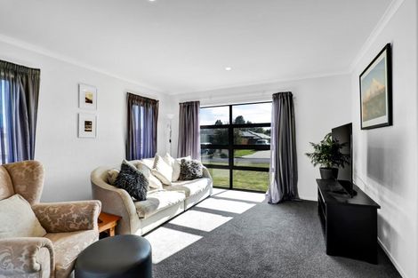 Photo of property in 3 Tangaroa Street, Waitara, 4320