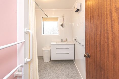 Photo of property in 2b Porritt Street, Saint Johns Hill, Whanganui, 4500