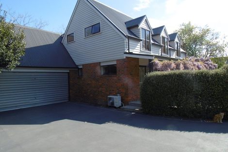 Photo of property in 82b Avonhead Road, Avonhead, Christchurch, 8042