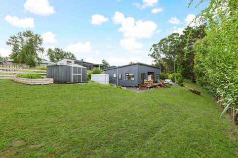 Photo of property in 6 Robins Way, Pokeno, 2471