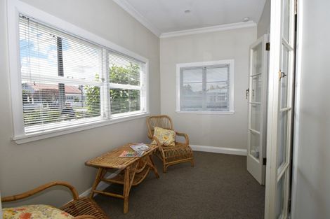 Photo of property in 105 Broadway, Carterton, 5713